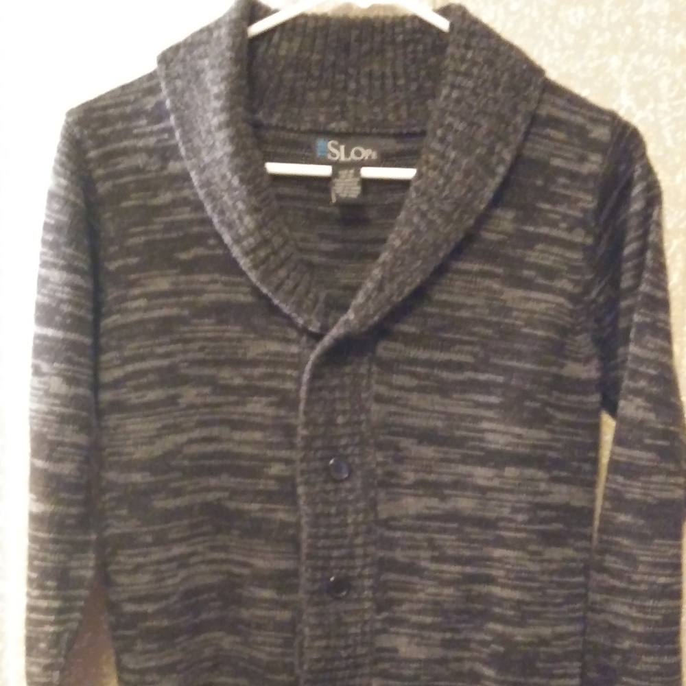 The SLOPE Boy's Dress Sweater Size Medium
